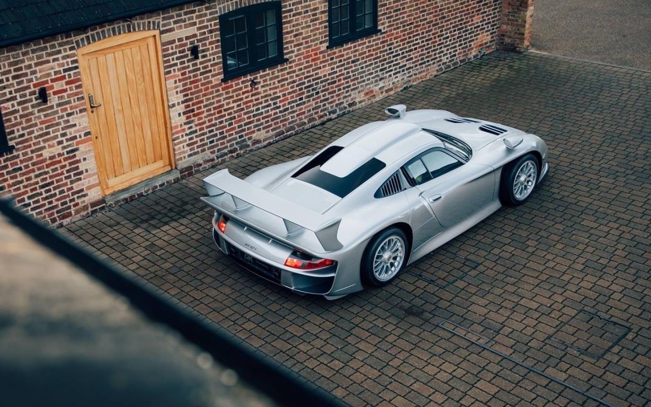Porsche 911 GT1 Straßenversion – Aucun compromis !