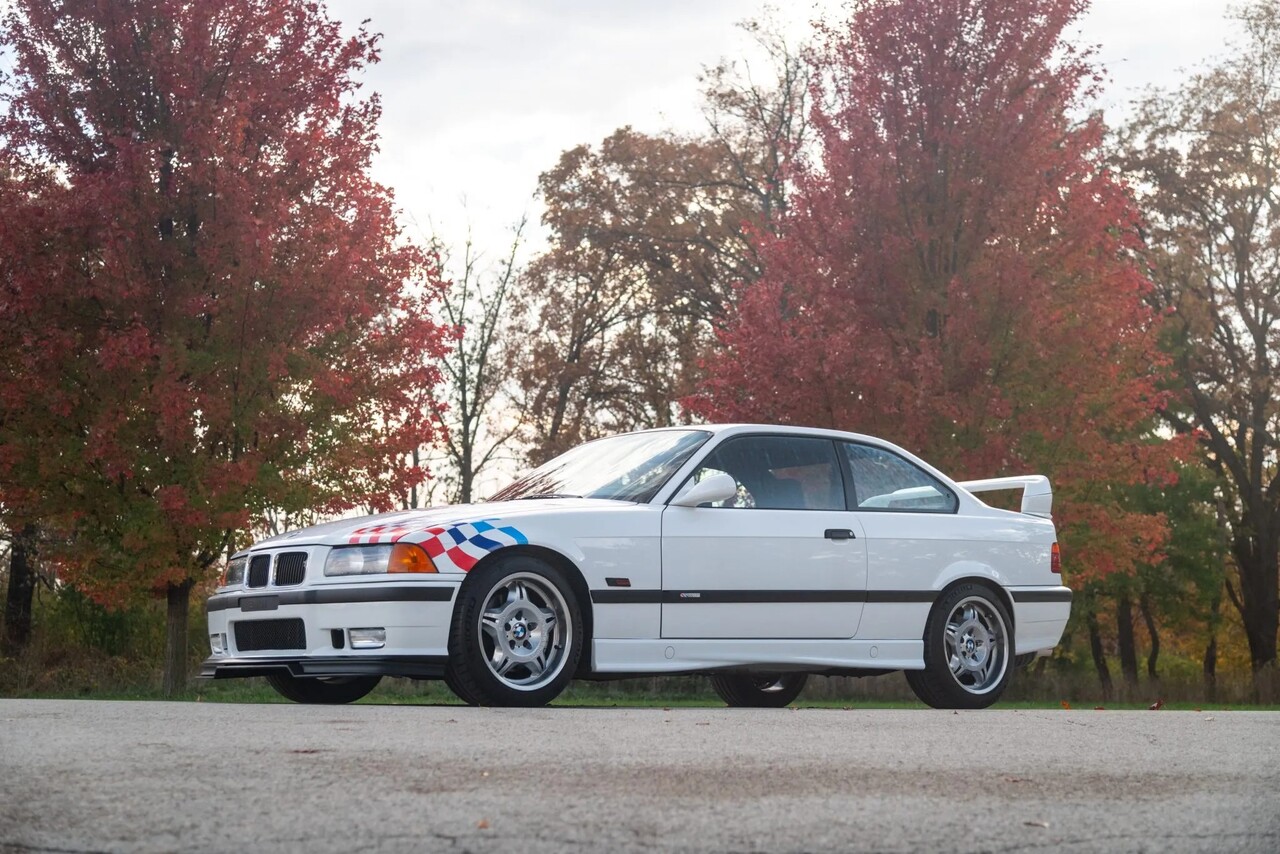 &rsquo;95 BMW M3 Lightweight… Menu XL sans sucre !